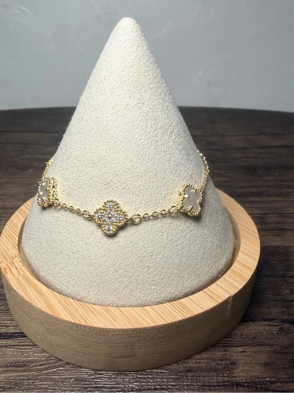 Gold Clover Motif Bracelet with Mother of Pearl Accents